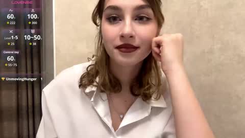 Elli online show from February 22, 6:06 pm