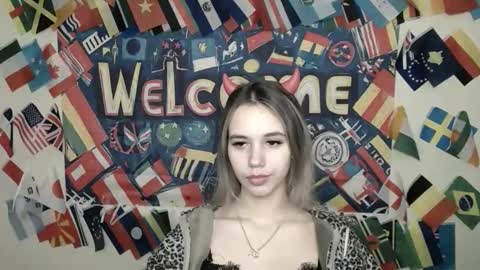 Stacy online show from October 31, 8:04 am