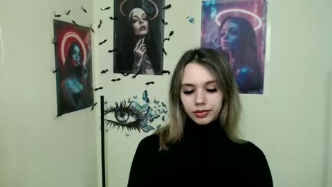 Stacy online show from November 27, 2:19 pm