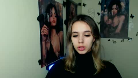 Stacy online show from December 1, 2:11 pm