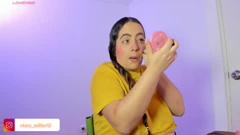 Snapshot of stacy_millerr chatting on February 19, 7:37 am Stacy Boobs online show from February 19, 7:37 am