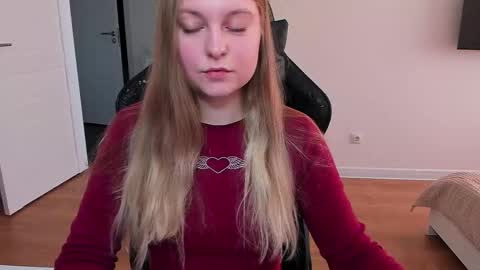 Stacy  online show from March 15, 2:12 pm