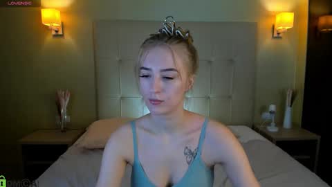 Stacy Mon Tue Wed Thu Fri Sun GMT GMT 3 1000am - 0400pm  online show from February 12, 9:26 am