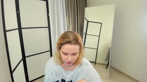 Snapshot of stacy_starrrr chatting on November 30, 3:38 pm Stacy online show from November 30, 3:38 pm