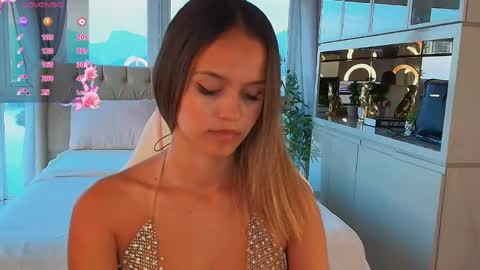 Snapshot of stacy_tylerr chatting on May 17, 7:21 pm Stacy Tyler online show from May 17, 7:21 pm