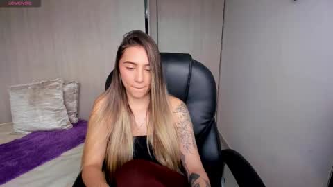 Stacy Conner online show from October 16, 3:35 pm