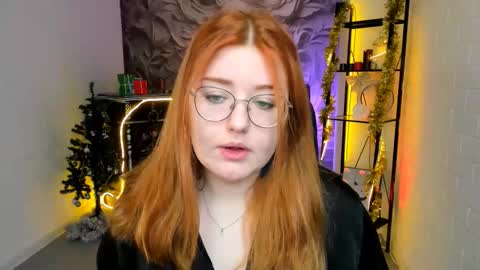 Stasey online show from February 6, 9:12 am