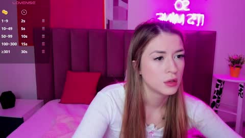 Snapshot of stacywells chatting on April 4, 1:26 am Stacy online show from April 4, 1:26 am