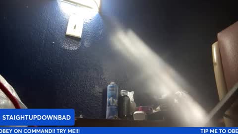 Snapshot of staightupdownbad chatting on January 17, 12:21 pm Straightupdownbad online show from January 17, 12:21 pm