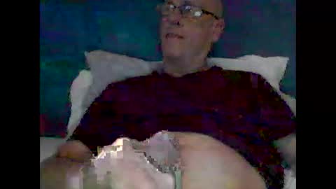 Snapshot of stanley1923308 chatting on November 23, 11:37 pm stanley1923308 online show from November 23, 11:37 pm