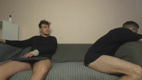 Snapshot of stanly_kong chatting on May 31, 4:14 pm james Adam online show from May 31, 4:14 pm