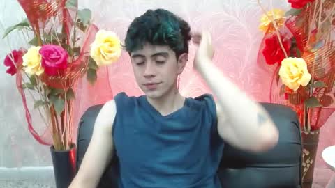 Snapshot of star_boyx chatting on March 12, 8:10 pm star_boyx online show from March 12, 8:10 pm