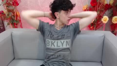 Snapshot of star_boyx chatting on September 22, 8:33 pm star_boyx online show from September 22, 8:33 pm