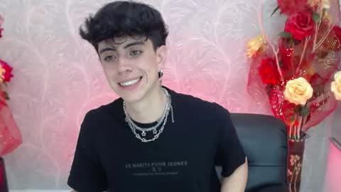 Snapshot of star_boyx chatting on October 2, 8:38 pm star_boyx online show from October 2, 8:38 pm