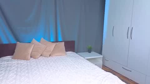 Snapshot of star_madison chatting on November 12, 7:24 pm Madison online show from November 12, 7:24 pm