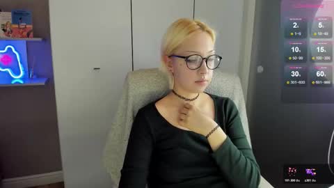 Kate online show from March 27, 7:25 am