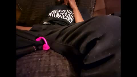 BAD BOY STAR online show from February 13, 8:38 am