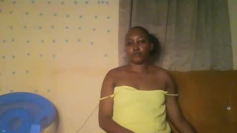 Snapshot of stargirl880271 chatting on December 14, 2:34 am isha online show from December 14, 2:34 am