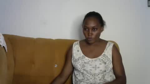 Snapshot of stargirl880271 chatting on January 14, 7:21 pm isha online show from January 14, 7:21 pm