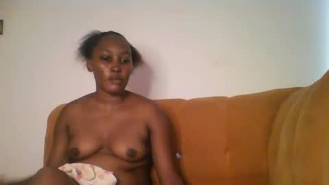 Snapshot of stargirl880271 chatting on January 22, 4:02 am isha online show from January 22, 4:02 am