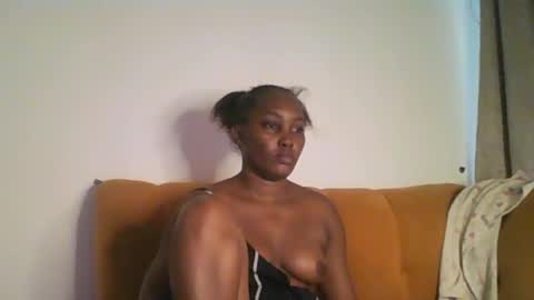 Snapshot of stargirl880271 chatting on February 16, 3:47 am isha online show from February 16, 3:47 am