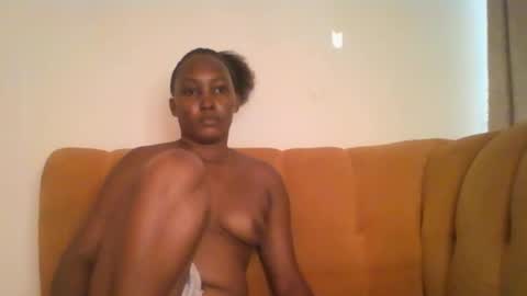 Snapshot of stargirl880271 chatting on February 22, 4:07 am isha online show from February 22, 4:07 am