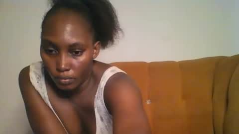 Snapshot of stargirl880271 chatting on February 23, 3:29 pm isha online show from February 23, 3:29 pm