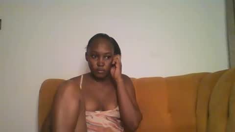 Snapshot of stargirl880271 chatting on February 25, 3:20 am isha online show from February 25, 3:20 am