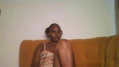 Snapshot of stargirl880271 chatting on February 26, 3:32 am isha online show from February 26, 3:32 am