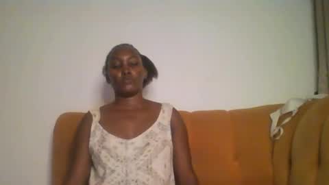 Snapshot of stargirl880271 chatting on March 6, 2:19 am isha online show from March 6, 2:19 am