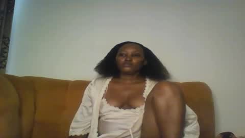 Snapshot of stargirl880271 chatting on September 14, 3:38 am isha online show from September 14, 3:38 am