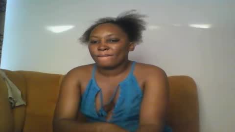 Snapshot of stargirl880271 chatting on September 21, 4:03 am isha online show from September 21, 4:03 am