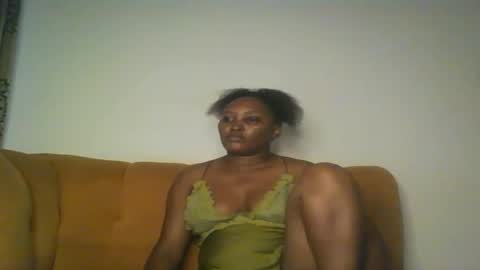 Snapshot of stargirl880271 chatting on October 3, 3:03 am isha online show from October 3, 3:03 am