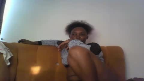 Snapshot of stargirl880271 chatting on October 17, 4:37 am isha online show from October 17, 4:37 am