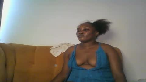 Snapshot of stargirl880271 chatting on October 18, 9:54 am isha online show from October 18, 9:54 am