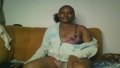 Snapshot of stargirl880271 chatting on October 22, 12:44 am isha online show from October 22, 12:44 am