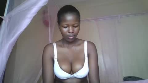 staria_diva online show from November 23, 1:33 pm