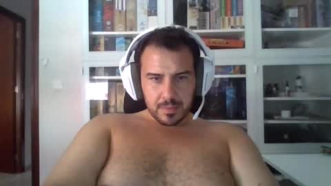 Snapshot of stark_86 chatting on August 1, 3:00 pm stark_86 online show from August 1, 3:00 pm