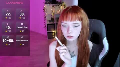 Snapshot of starker_wind chatting on April 23, 12:29 pm Shiina Mashiro online show from April 23, 12:29 pm