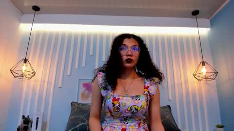 Snapshot of starkjoness chatting on November 3, 1:01 pm Stark Jones online show from November 3, 1:01 pm