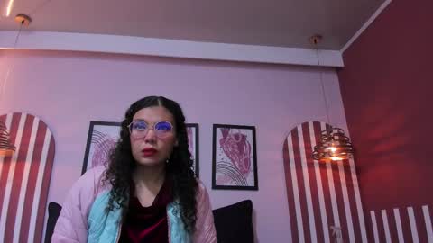 Snapshot of starkjoness chatting on February 2, 12:37 pm Stark Jones online show from February 2, 12:37 pm