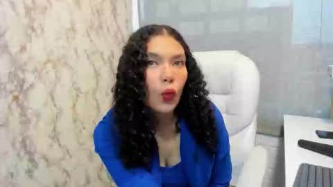 Snapshot of starkjoness chatting on February 12, 2:01 pm Stark Jones online show from February 12, 2:01 pm