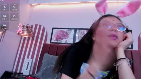 Snapshot of starkjoness chatting on February 20, 2:06 pm Stark Jones online show from February 20, 2:06 pm