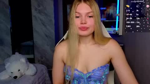 Caroline online show from June 15, 4:04 am