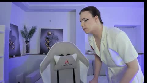 Snapshot of starlight_madison chatting on February 16, 2:07 am Madison online show from February 16, 2:07 am