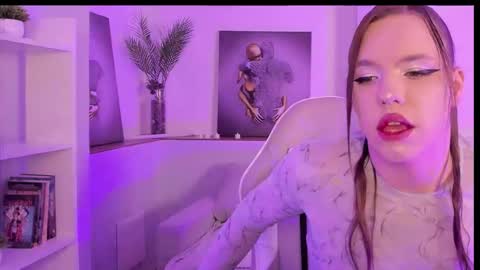 Snapshot of starlight_madison chatting on March 8, 2:04 am Madison online show from March 8, 2:04 am