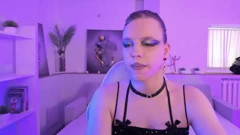 Snapshot of starlight_madison chatting on March 16, 8:40 am Madison online show from March 16, 8:40 am