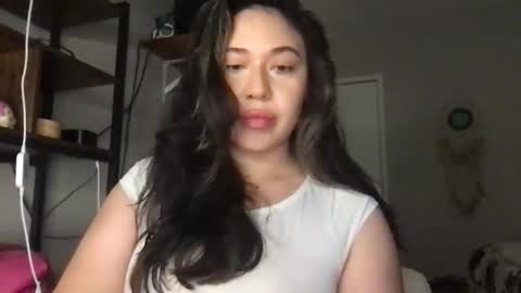 starlitdreams777 online show from June 3, 3:53 am
