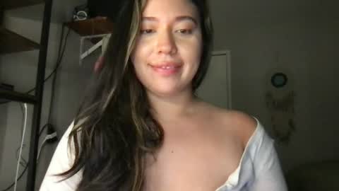 starlitdreams777 online show from July 7, 6:47 am