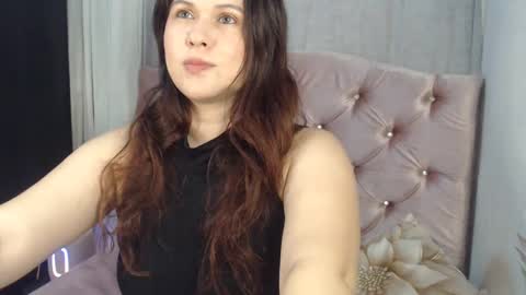 Snapshot of starsweetcute chatting on September 13, 4:45 am Celeste online show from September 13, 4:45 am